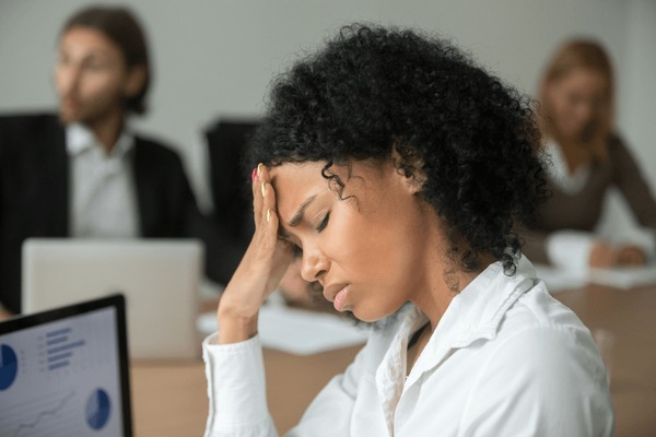 Early Signs of Isichitho in a Woman